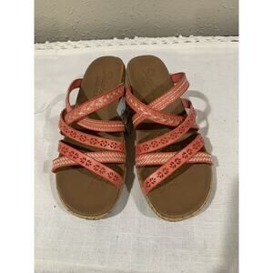 Women Shoes Skechers Beverlee Luxe Foam Wedge in Coral. Size 8